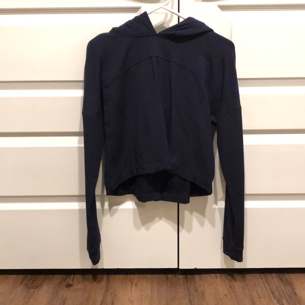 Dark navy blue lulu lemon crop hoodie
